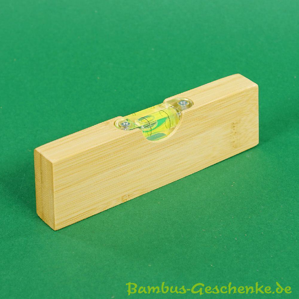 Wasserwaage aus Bambus mit Kapselheber