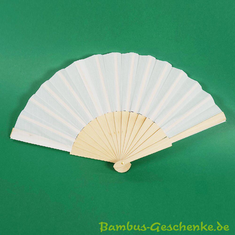 F&auml;cher mit Holzgriff